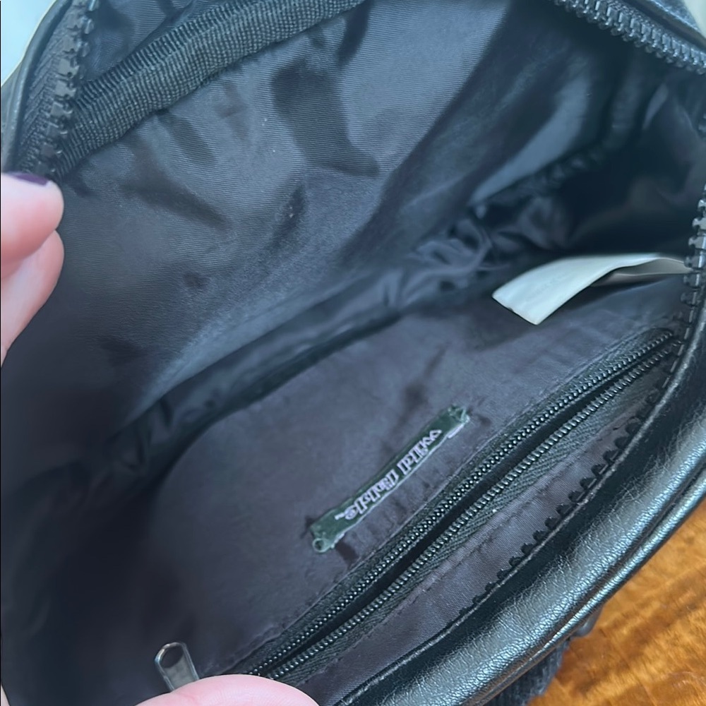 Black Leather Men's Crossbody Bag - Picture 3 of 3